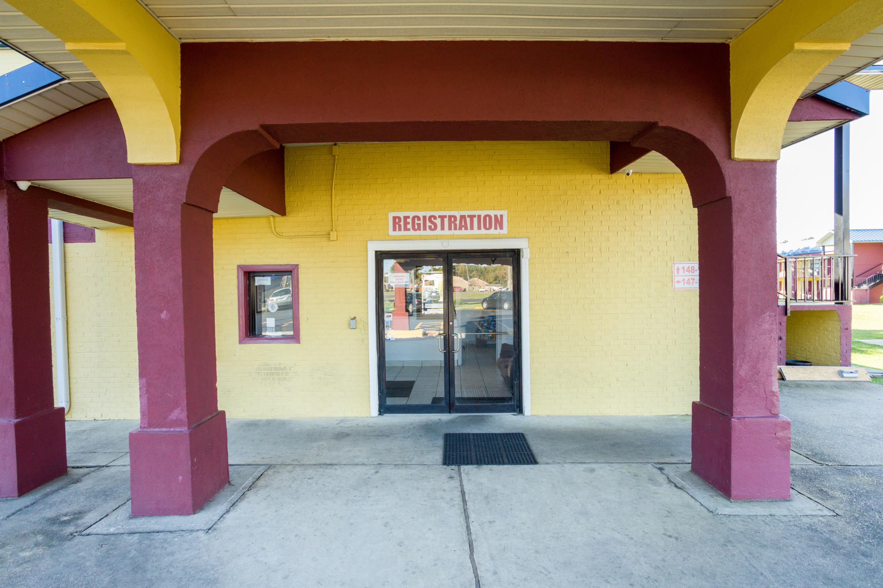 Oyo Hotel Pensacola I-10 & Hwy 29 Ferry Pass Eksteriør billede