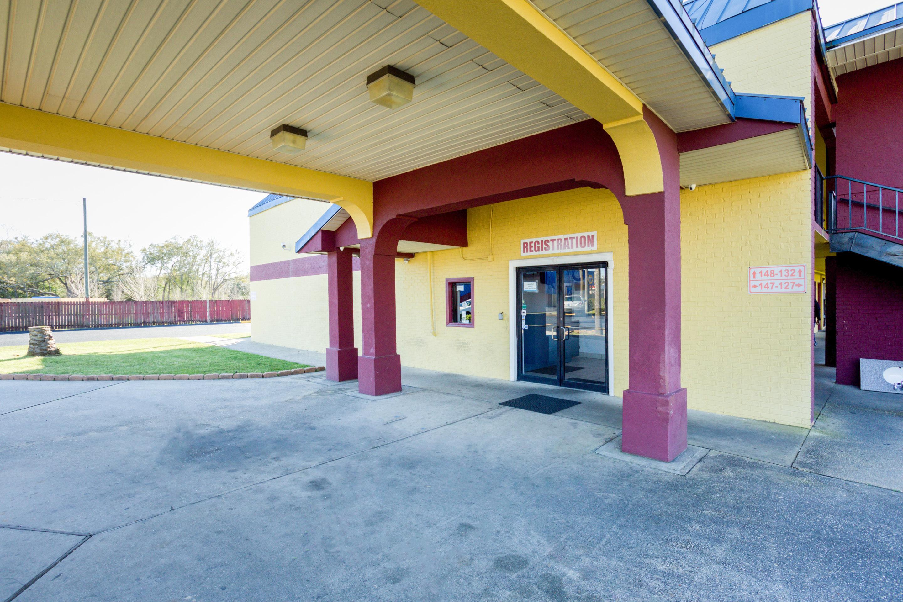 Oyo Hotel Pensacola I-10 & Hwy 29 Ferry Pass Eksteriør billede